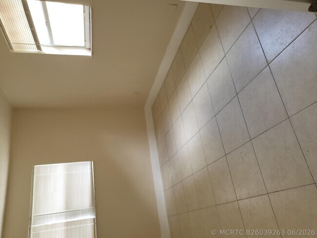 Foto del edificio - 224-226 N 57th Ave