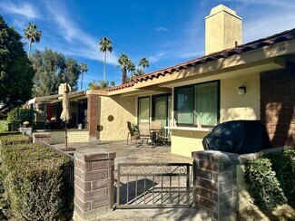 Building Photo - 207 Serena Dr