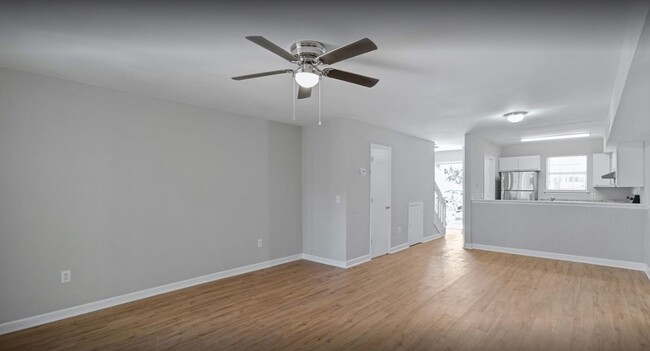 Interior Photo - West Ashley Heights