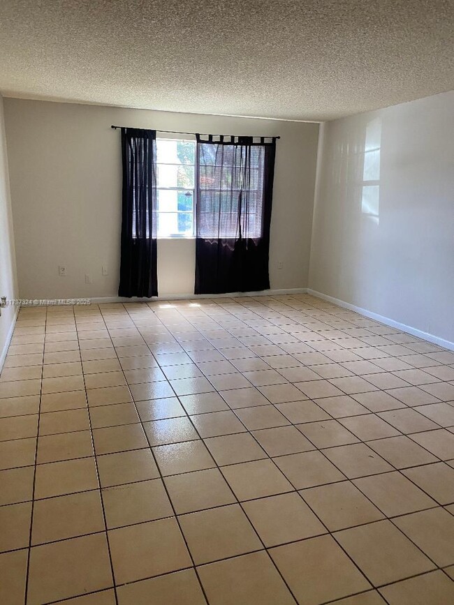Foto del edificio - 17255 SW 95th Ave