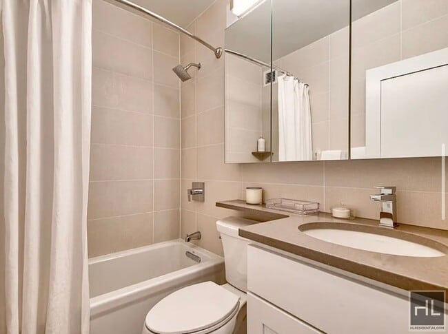 Foto del edificio - E 81st St