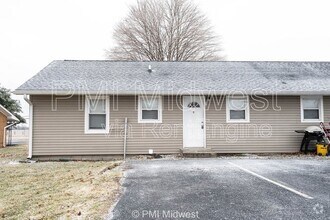 Building Photo - 4881 300W