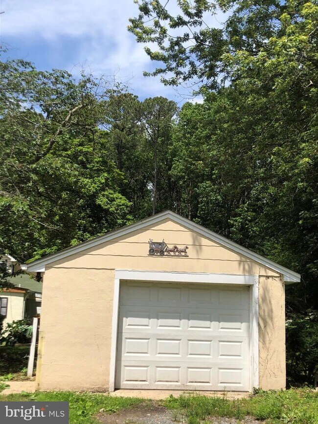 328 Overlook Dr, Lusby, MD 20657 House Rental in Lusby, MD