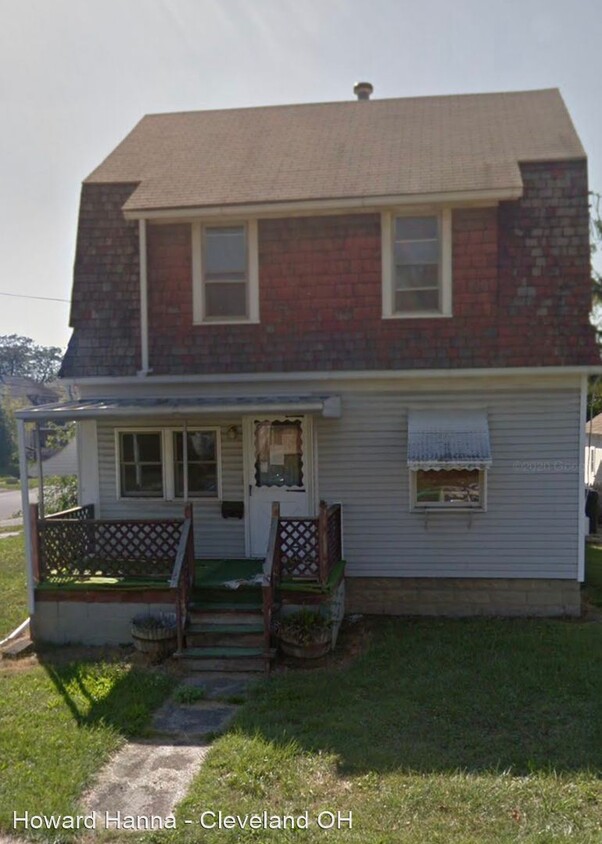 Foto principal - 3 br, 1.5 bath House - 825 Uncapher Avenue