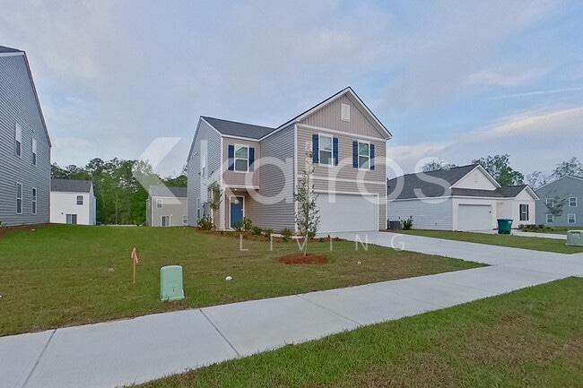 Foto del edificio - 130 Inez Ave