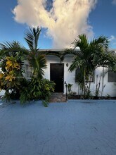Building Photo - 2900 W Flagler St