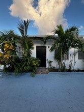 Building Photo - 2900 W Flagler St