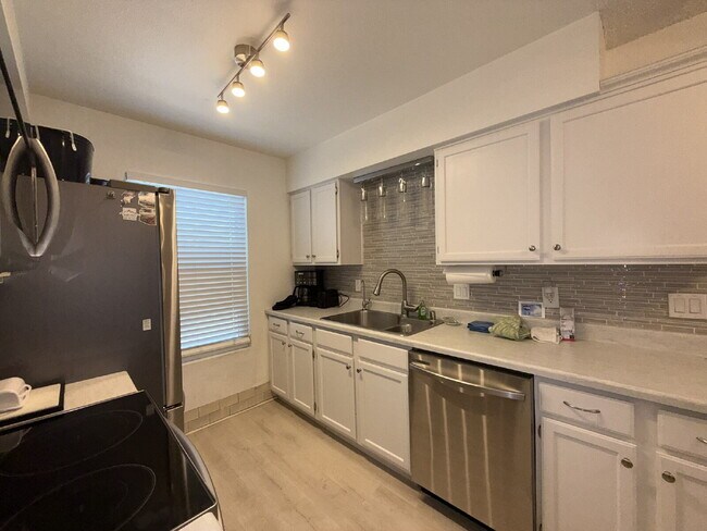 Foto del edificio - 1280 Mohave Dr