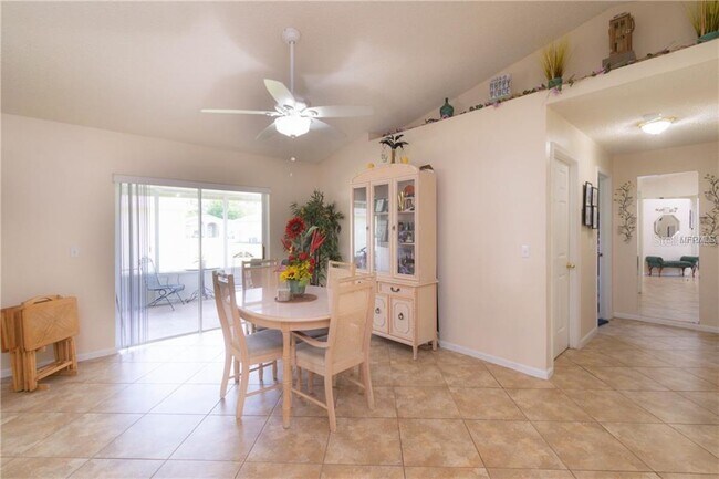 Building Photo - 1125 Dartford Dr