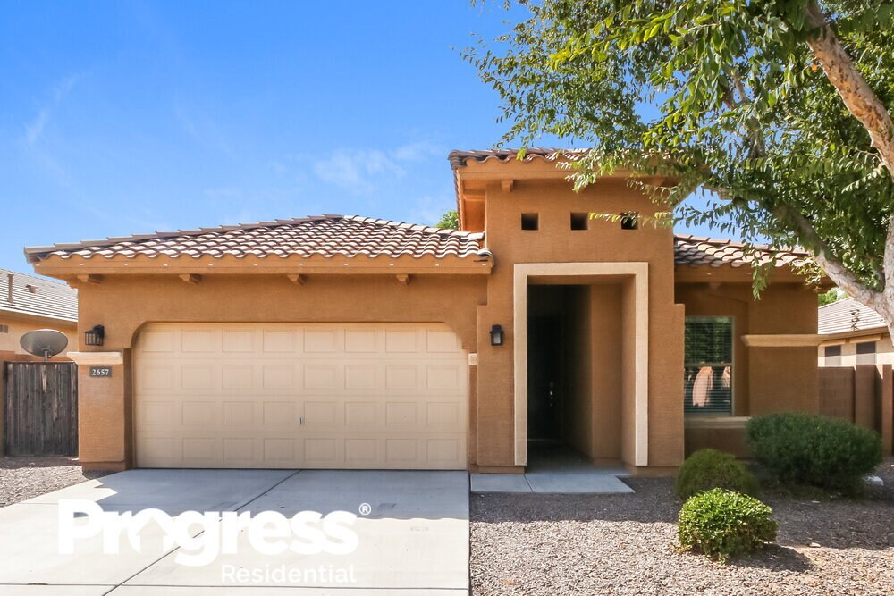 Foto principal - 2657 E Clifton Ave