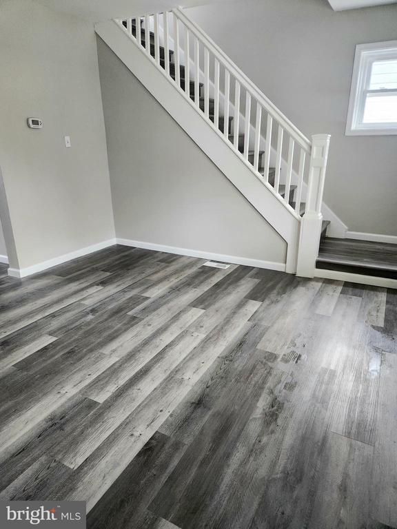 Foto principal - 4525 Furley Ave