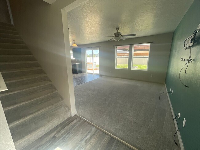 Foto del edificio - Charming 3-Bedroom Home in Nampa with a St...