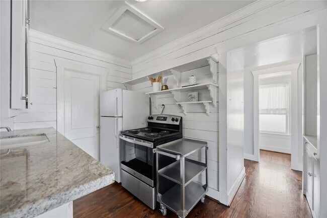 Foto del edificio - 2714 Reagan St