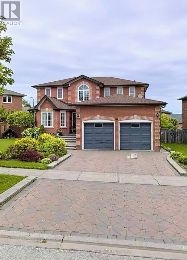 Primary Photo - 37 Depeuter Crescent