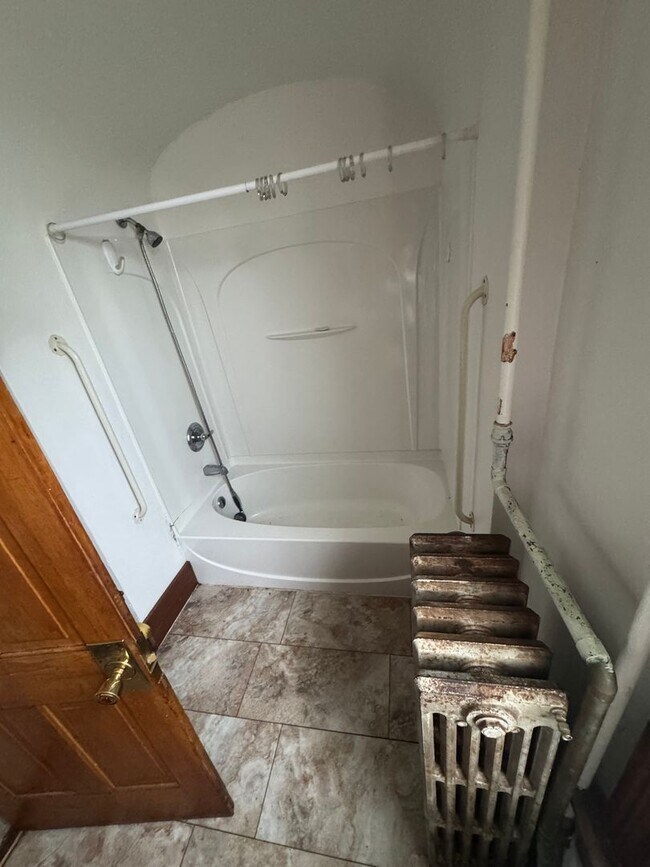 Foto del edificio - 1830 Superior Ave - Duplex