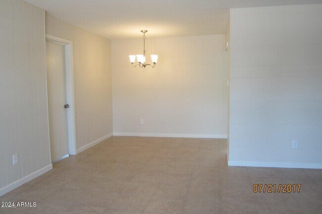 Foto del edificio - 8132 E Piccadilly Rd