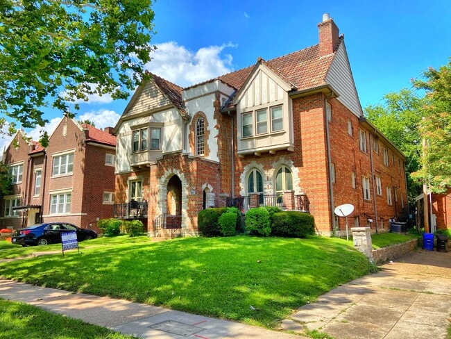 Building Photo - 7311 Pershing Ave