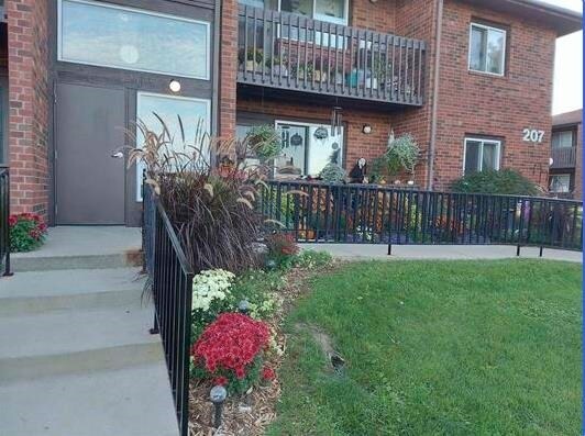 Foto principal - 325 3rd St