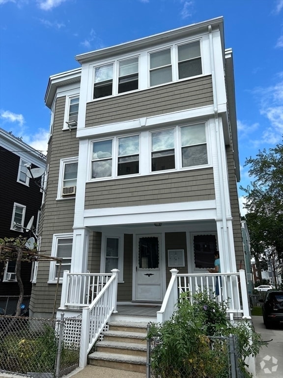 Building Photo - 18 Stellman Rd