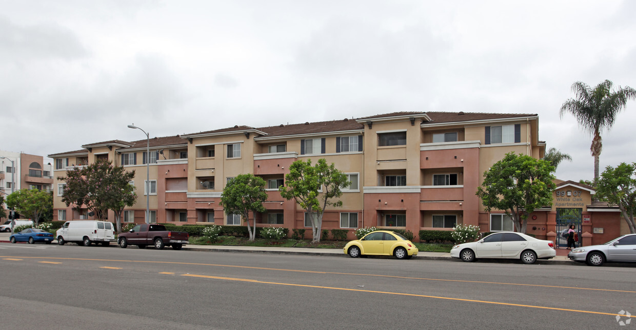 Foto del edificio - White Oak Lassen Apartments