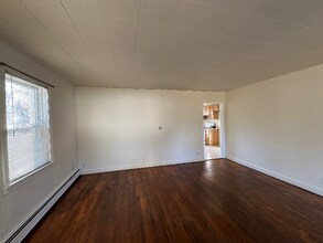 Building Photo - 973 Ellis Pkwy