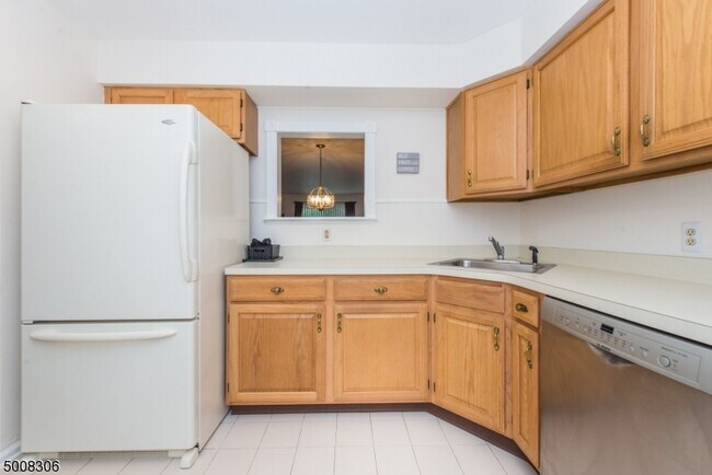 Building Photo - 5113 Austin Ct