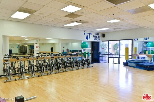 Building Photo - 1 br, 1 bath Condo - 4267 Marina City Dr U...