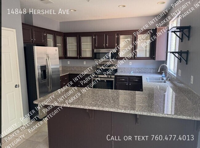 Foto del edificio - 14848 Herschel Ave