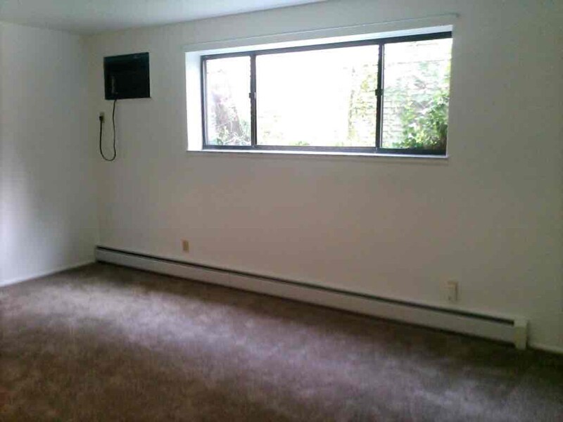 1600 Newman Ave, Lakewood, OH 44107 Room for Rent in Lakewood, OH