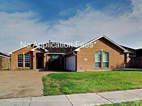 Building Photo - 2606 Wool Dr