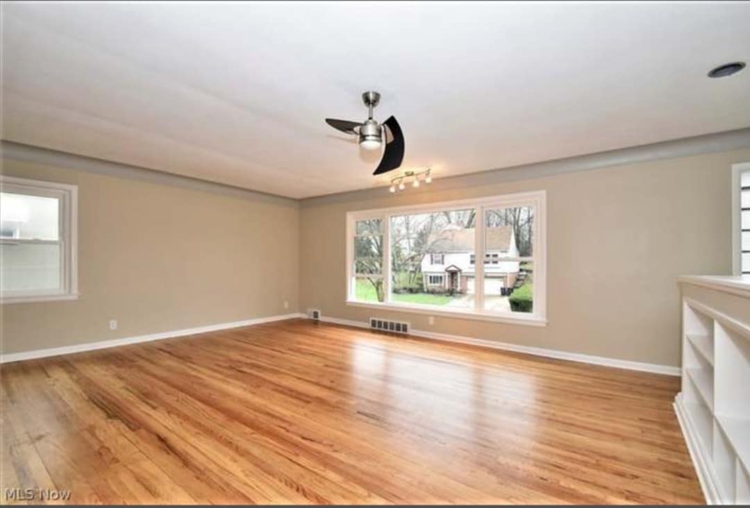 Primary Photo - 23728 Glenhill Dr
