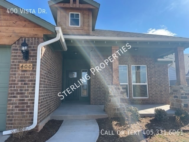 Photo - 400 Vista Dr House