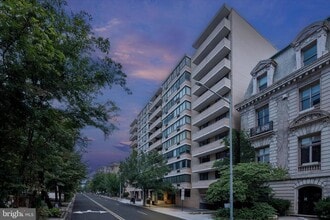 Building Photo - 1325 18th St NW
