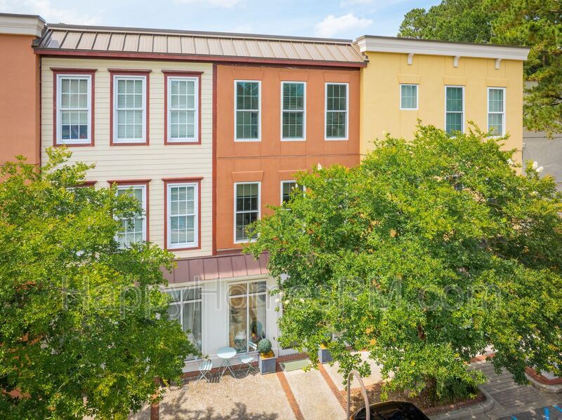 Foto principal - 728 S Shelmore Blvd