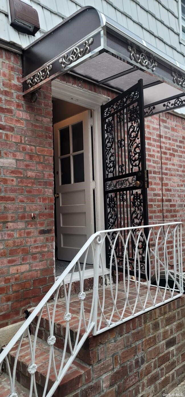 Foto del edificio - 143-27 181st St