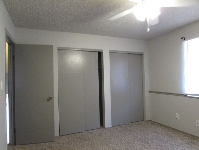 Building Photo - 3 Bed 2 Bath Orchard Mesa Home