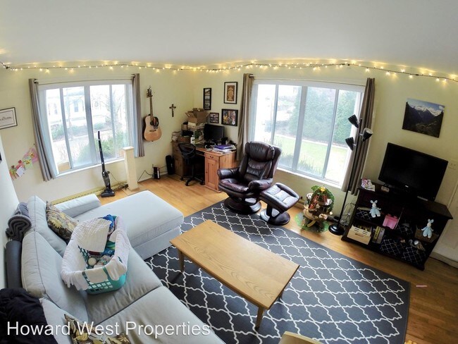 Foto del edificio - 7051 Meade Pl