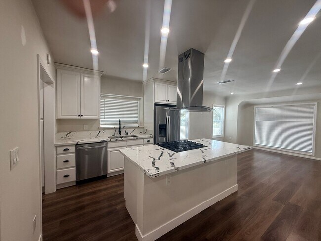 Foto del edificio - 3688 Taft St