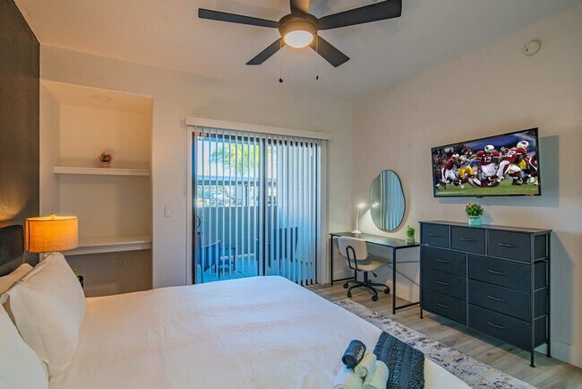 Foto del edificio - 7455 N 95th Ave