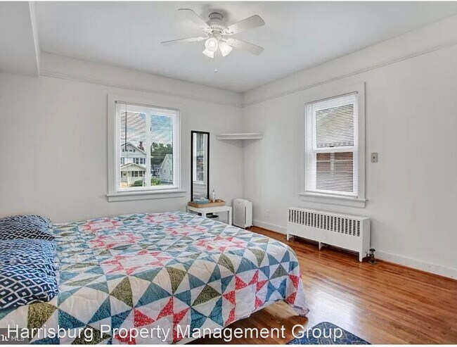 Building Photo - 2 br, 2.5 bath House - 1357 E Chocolate Ave