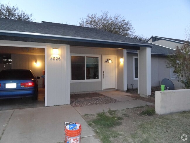 Building Photo - 4026 E Carson Rd