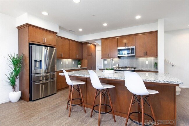 Building Photo - 13360 Plumeria Way
