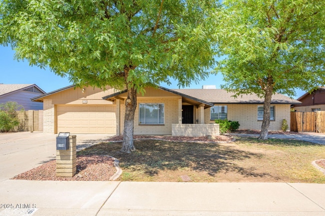 Building Photo - 3756 W Malapai Dr