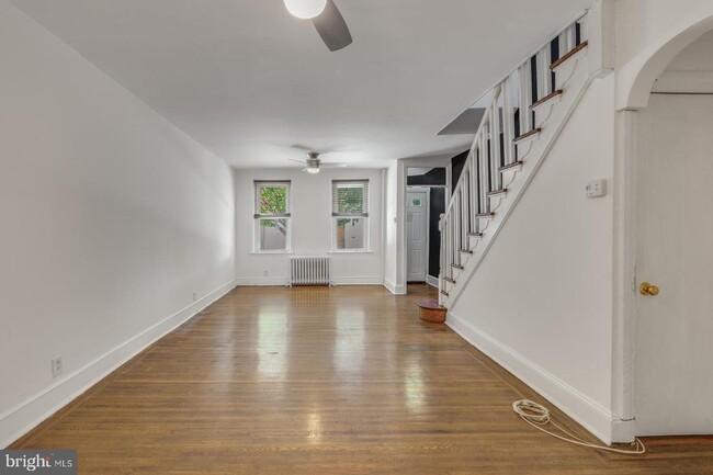 Building Photo - 441 Greenwich St