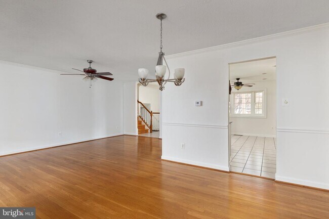 Foto del edificio - 6004 Jennings Ln