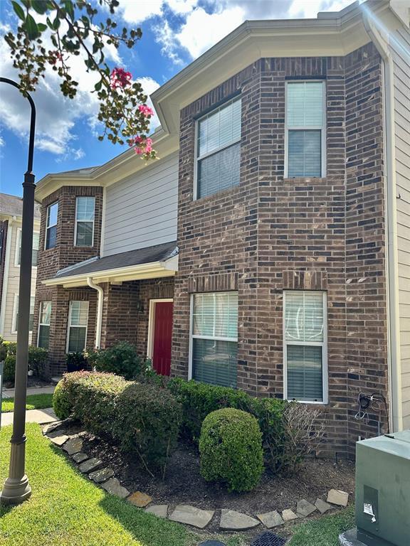 2029 Kemah Village Dr, Kemah, TX 77565 Condo for Rent in Kemah, TX
