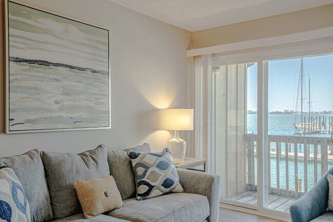 Foto del edificio - 5505 Sun Harbor Rd