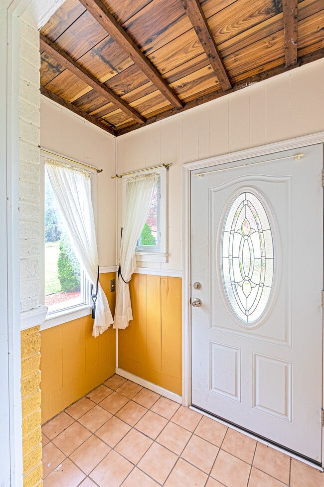 3209 Apex Cir, Falls Church, VA 22044 House Rental in Falls Church