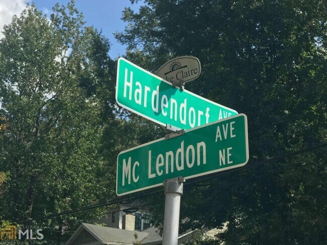 Foto del edificio - 1706 McLendon Ave NE