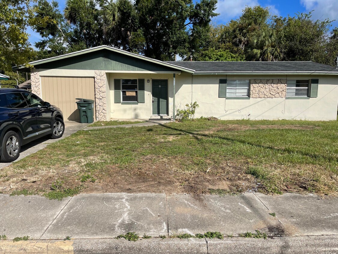 Primary Photo - 912 Maley St